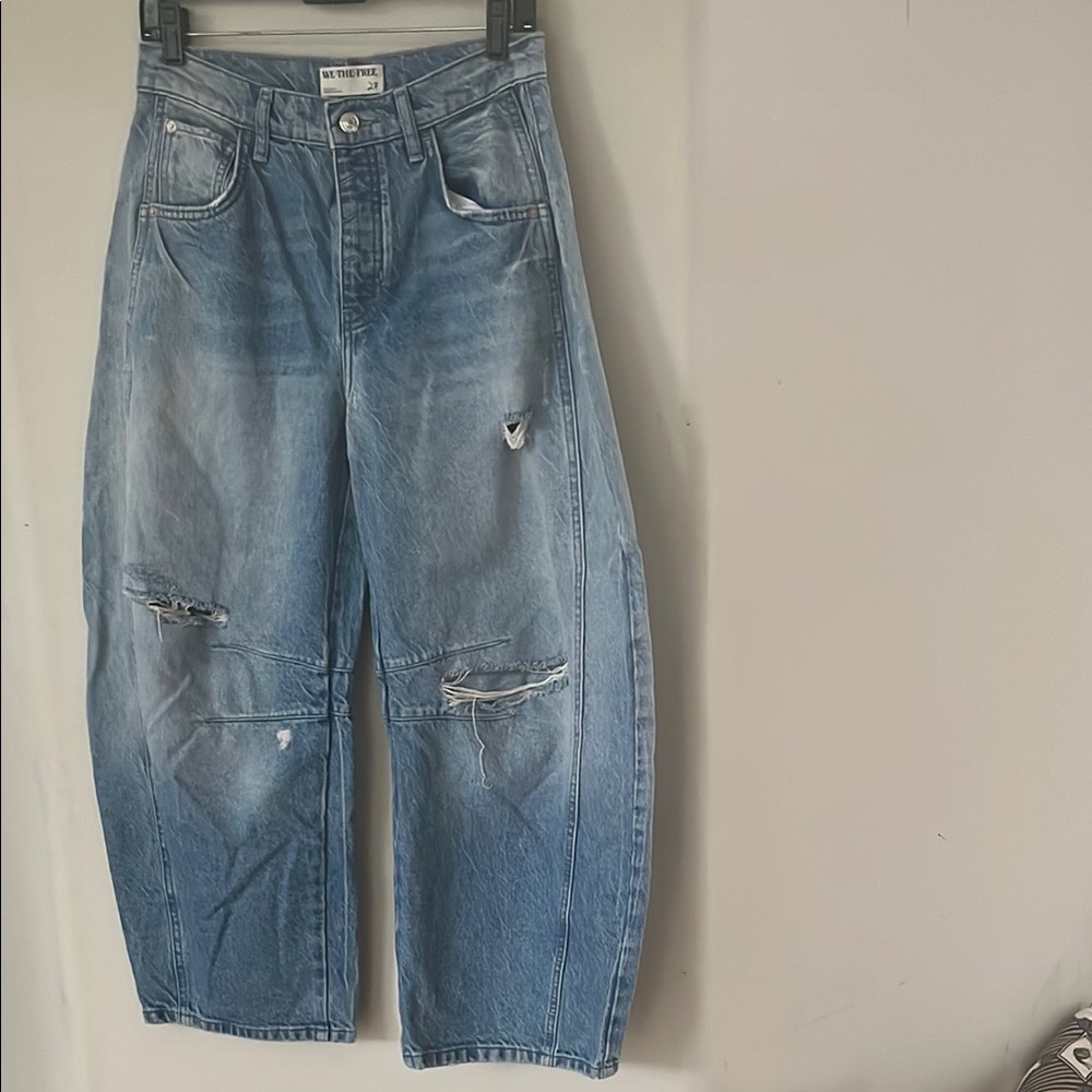 We the Free midrise Barrel Jeans 27